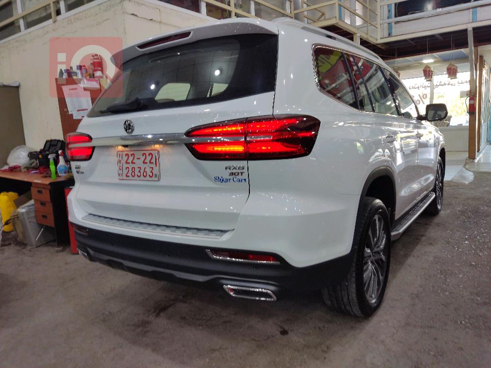 ئێم جی RX8